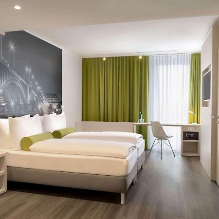 Super 8 By Wyndham Mainz Zollhafen Ξενοδοχείο Εξωτερικό φωτογραφία