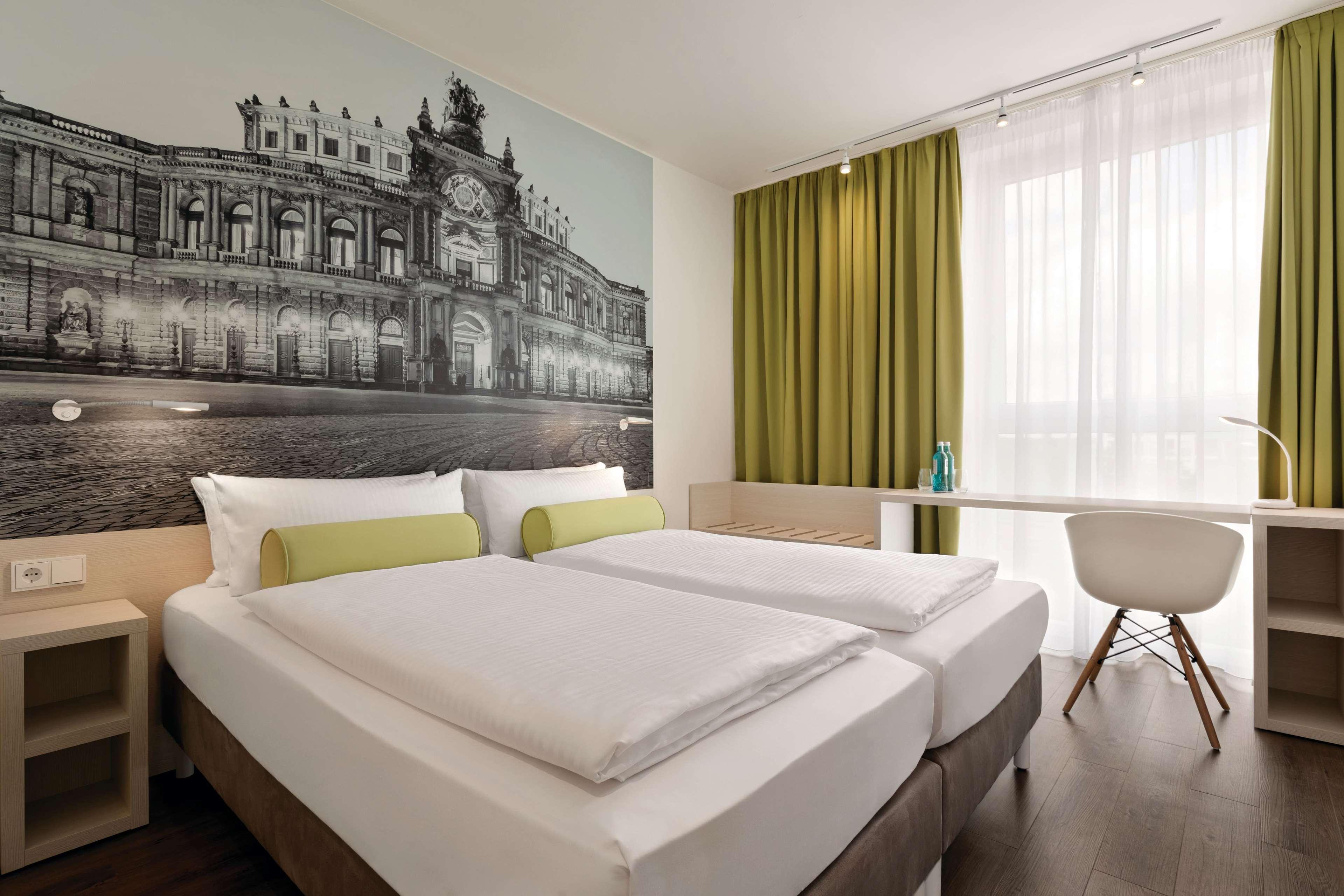 Super 8 By Wyndham Mainz Zollhafen Ξενοδοχείο Εξωτερικό φωτογραφία