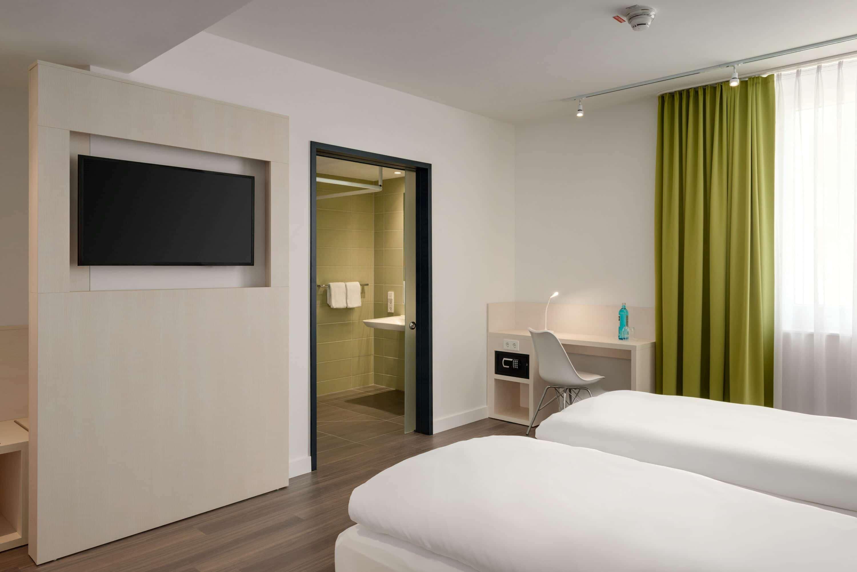 Super 8 By Wyndham Mainz Zollhafen Ξενοδοχείο Εξωτερικό φωτογραφία